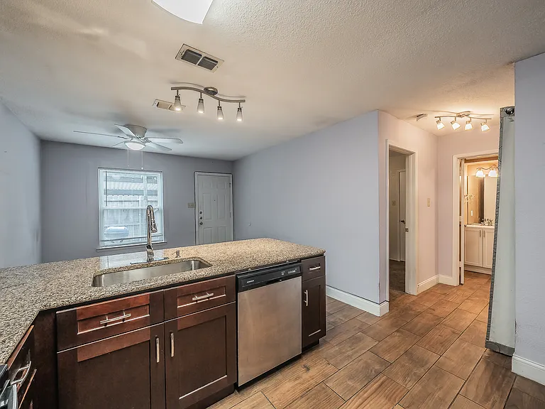 5003 Maryanna Way #D — Photo 12