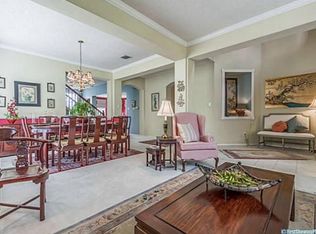 6104 Meadowcrest Ln, Sachse, TX 75048