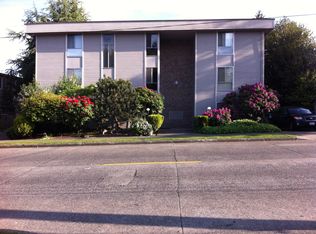 909 SW Holden St APT C, Seattle, WA 98106