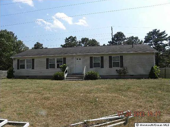 2nd image of 230 1st Ave