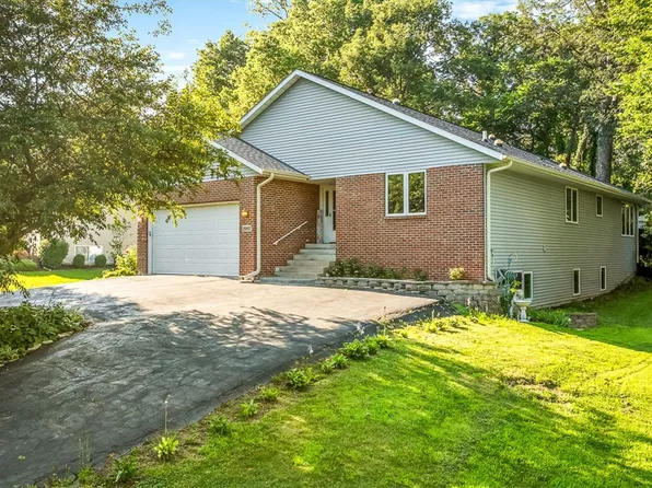2085 Lake Summerset Rd, Davis, IL 61019