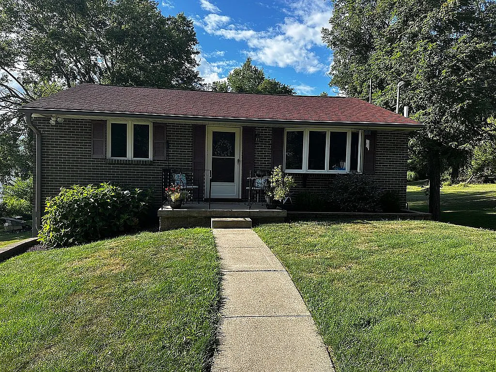 617 Crestline Dr photo 1