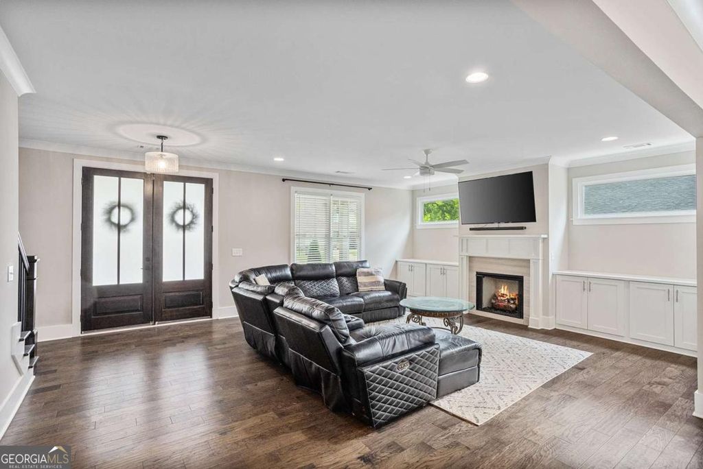 518 Oak Dr, Atlanta, GA - View 4