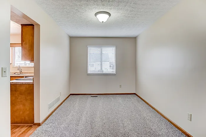 4 bed, 2.5 bath, 2118 sqft, $2,700 — Photo 3