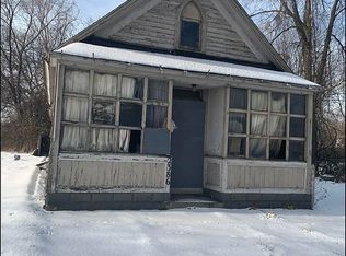 2386 E 38th St, Cleveland, OH 44115