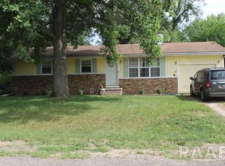 1423 E Valley Shore Dr, Peoria, IL 61615