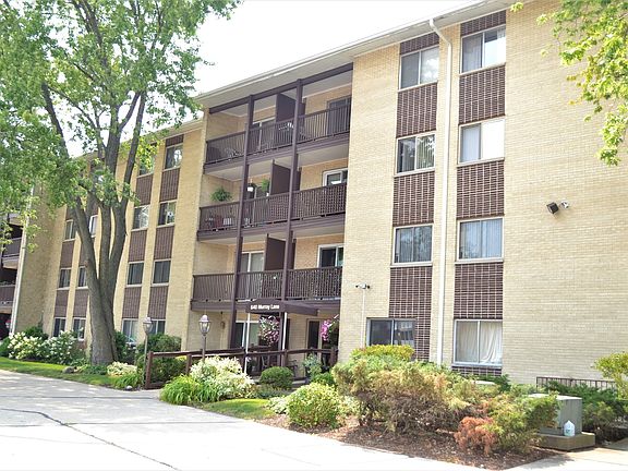 2nd image of 640 Murray Ln Unit 116