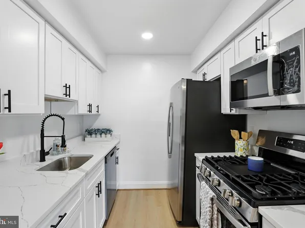 114 Mountain Rd Unit 2C, Glen Burnie, MD 21060