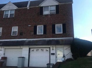8915 Turton Dr, Philadelphia, PA 19115