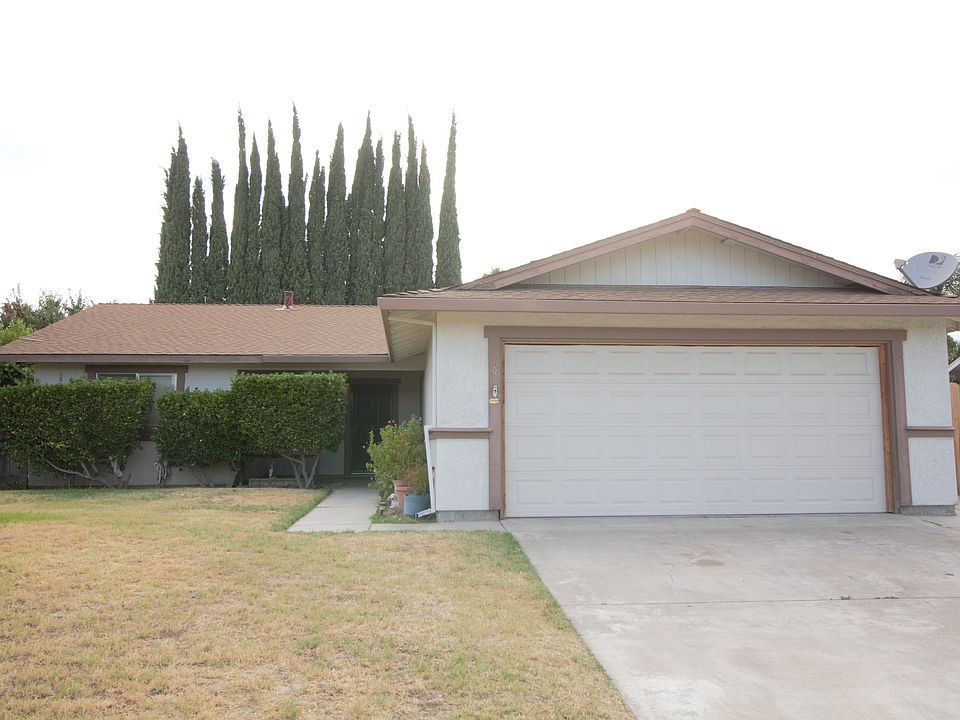 1st image of 695 Hacienda Ave