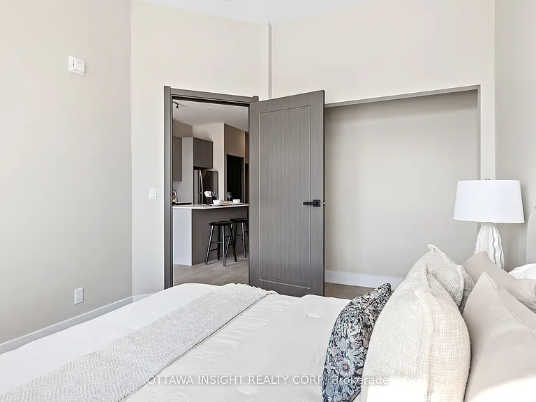 180 Kanata Ave #1M — Photo 8