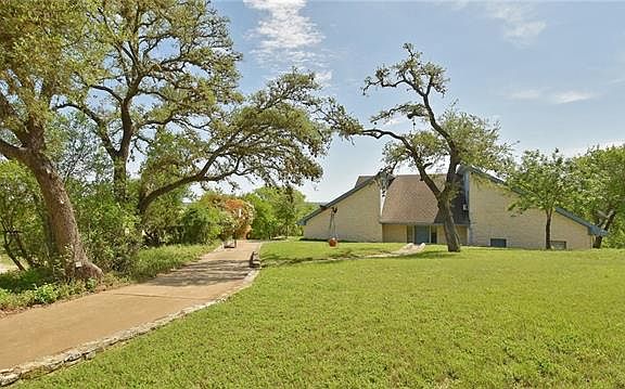 2nd image of 16002 Scenic Oak Trl