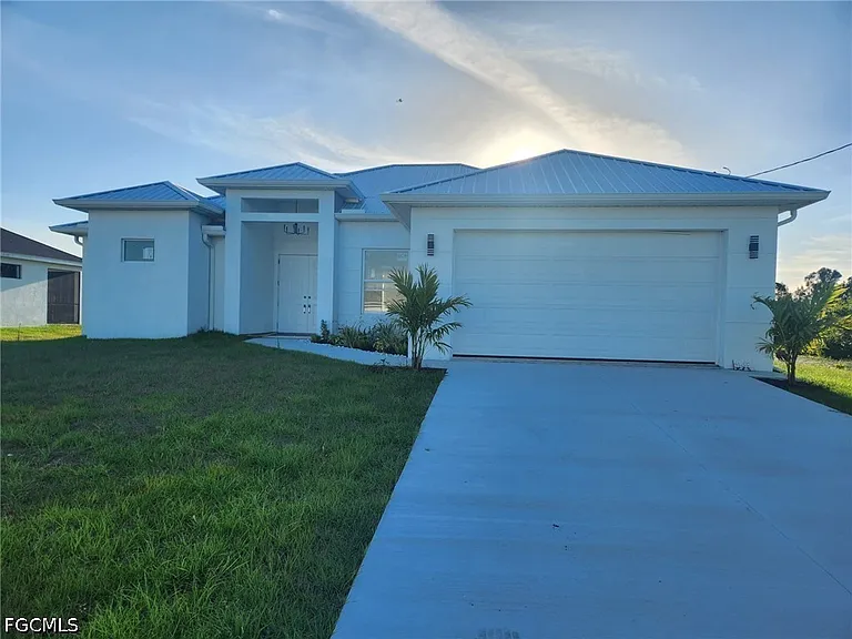 334 Ranch Ave — Photo 2