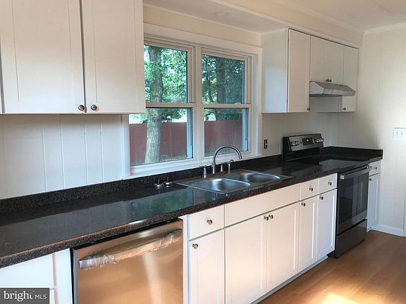 3rd image of 32312 Hidden Acre Dr