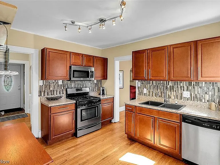 3638 Washington Blvd — Photo 4