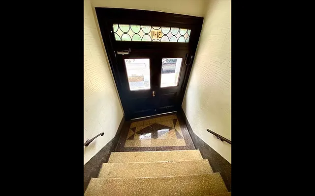 Rented by Voro New York | media 61