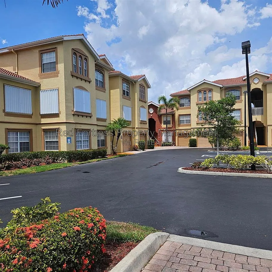 1 bed, 1.0 bath, 623 sqft, $1,179 — Photo 3
