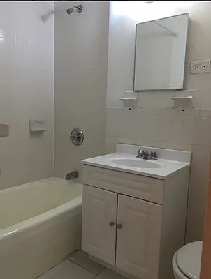 Rented by City Prime Commercial Realty  | media 4