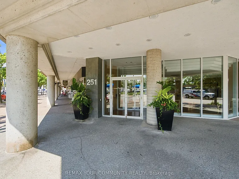 251 Queens Quay W #705 — Photo 3
