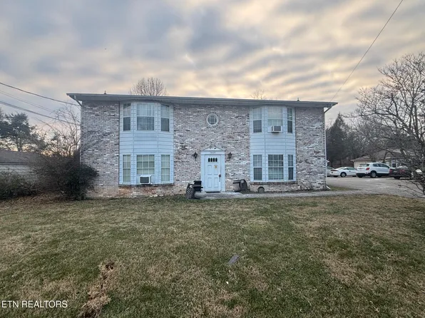 5013 Willoway Dr, Knoxville, TN 37912