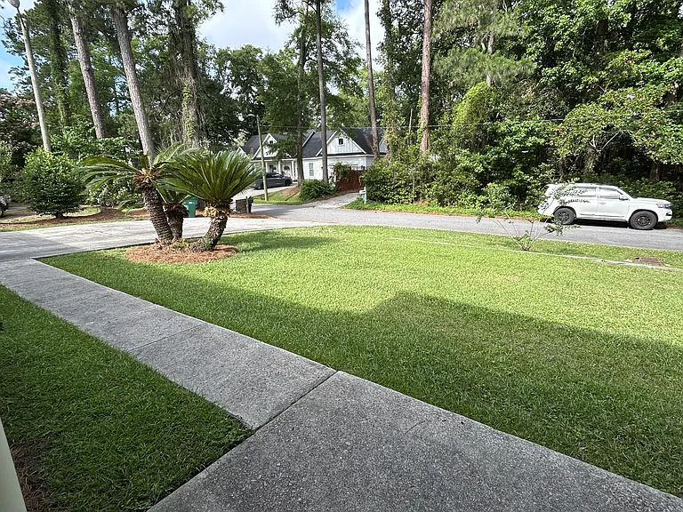 1008 Charlene St — Photo 5