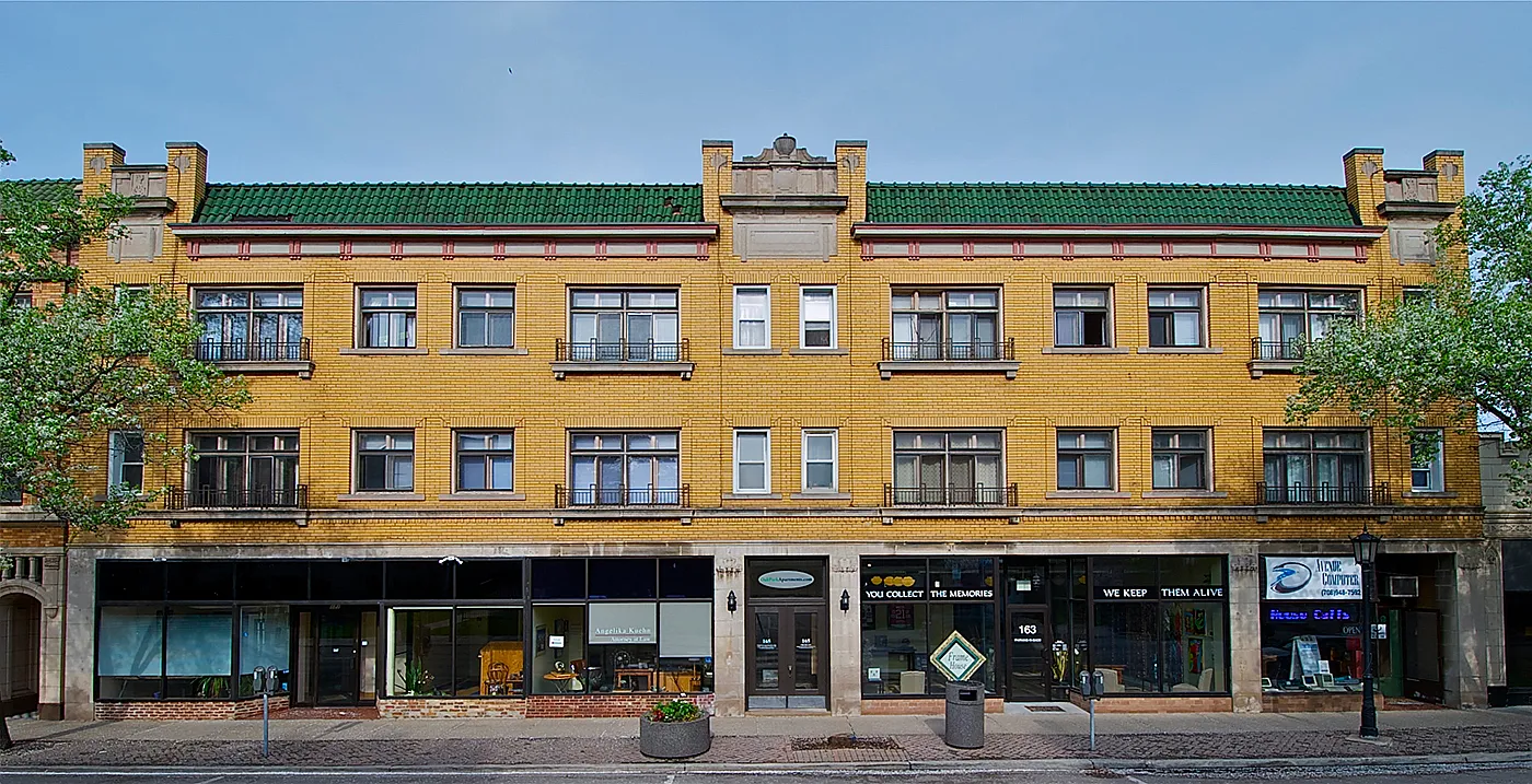 165 S. Oak Park Ave. — Photo 4