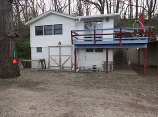 S Walnut Grove Rd, Putnam, IL 61560