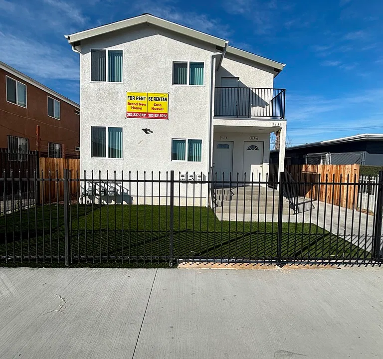 315 E 59th Pl