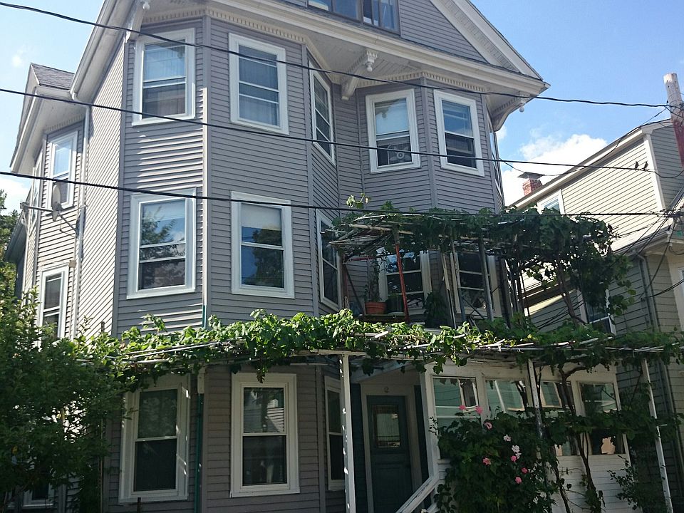2nd image of 12 Henry St