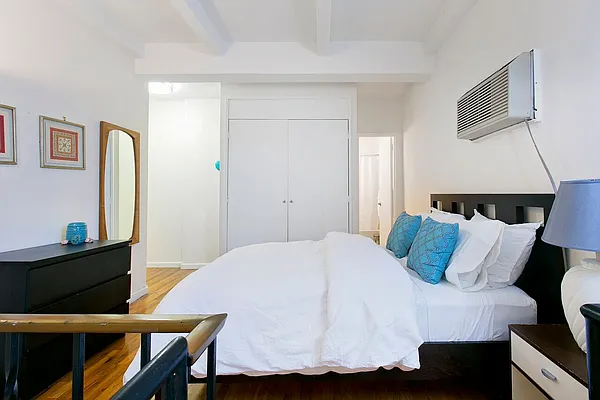 Rented by NOVO | media 50