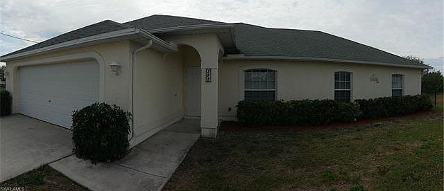 1st image of 822 NW 28th Pl