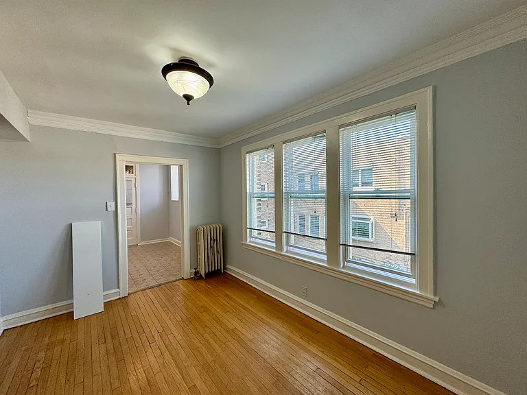 3218 W Catalpa Ave #2 — Photo 11