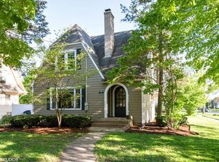 204 E Madison Ave, Wheaton, IL