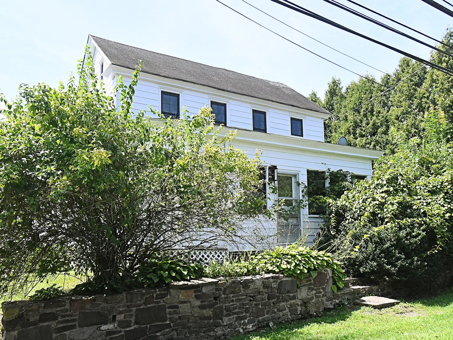 2 bed, 2.5 bath, 2137 sqft, $3,000 — Photo 2