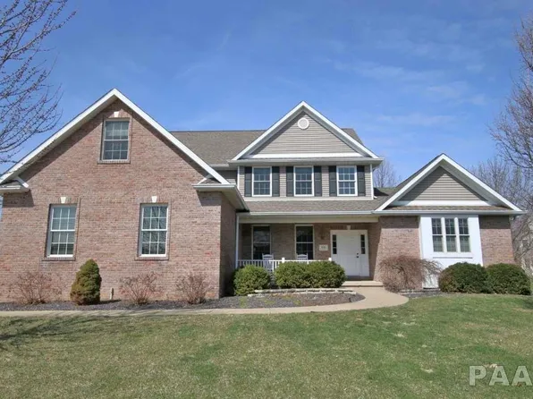 616 Evergreen Dr, Washington, IL 61571