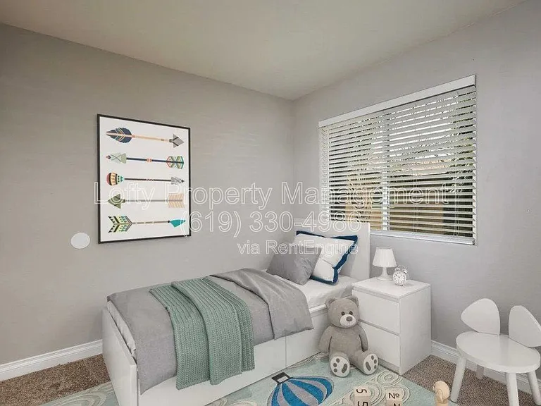 360 N 1st St — Photo 4