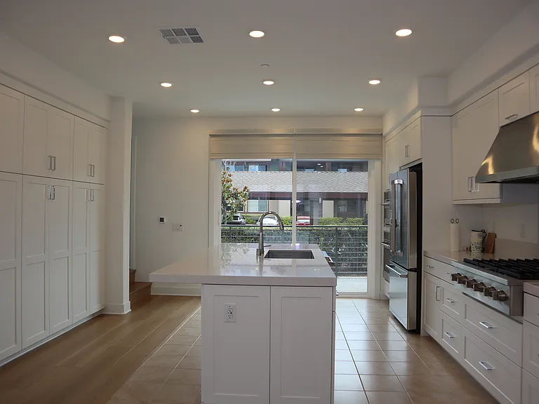 1753 Lychee St — Photo 2