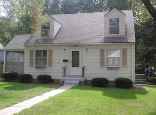 5900 Catalina St, Fairway, KS 66205