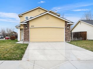 2093 N Arrow Wood Ave, Meridian, ID 83646