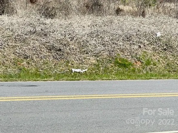 14 Deertrack Dr, Connelly Springs, NC 28612