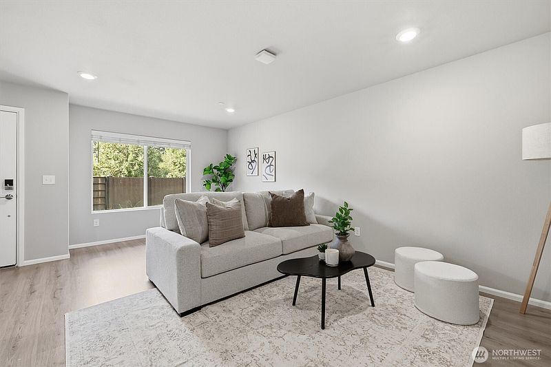5th image of 17416 118th Ave Court E #F