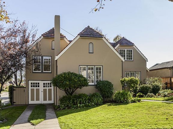 2nd image of 1133 Palm Dr
