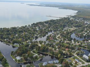 28 Island, Town Of Gravenhurst, ON L0K 2B0