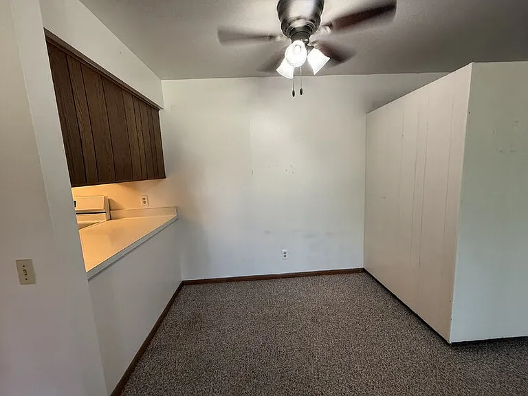 7212 South Ave #5 — Photo 4