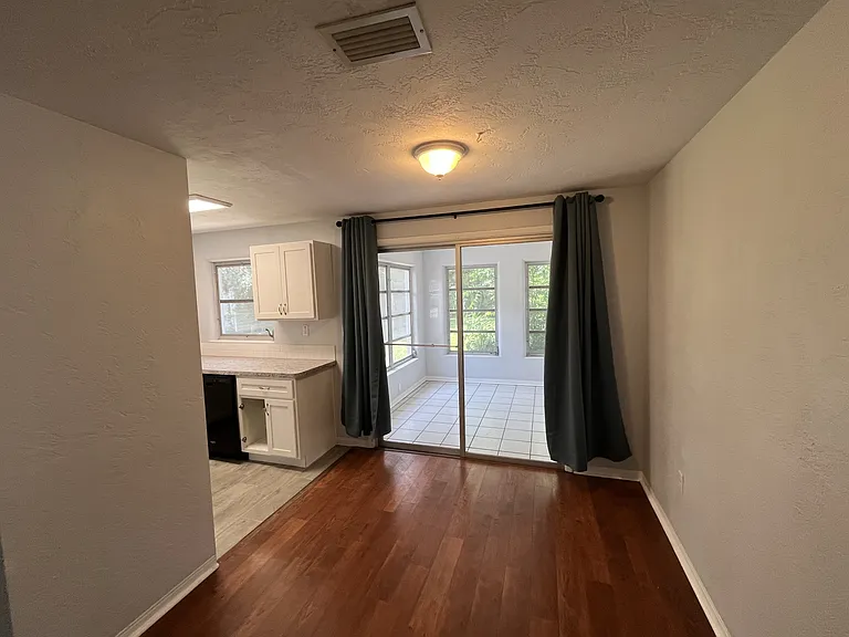 305 Trudgeon Dr — Photo 22