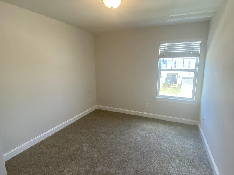 1550 Olympic Ln — Photo 14