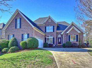6772 Lynrose Ct, Charlotte, NC 28226