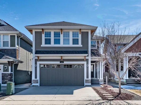 132 NW Auburn Springs Close SE, Calgary, AB T3M 0Z8