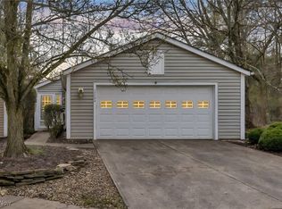 17734 Oxford Oval #7, Strongsville, OH