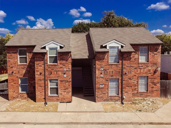 104 N Heights Dr, Crowley, TX 76036